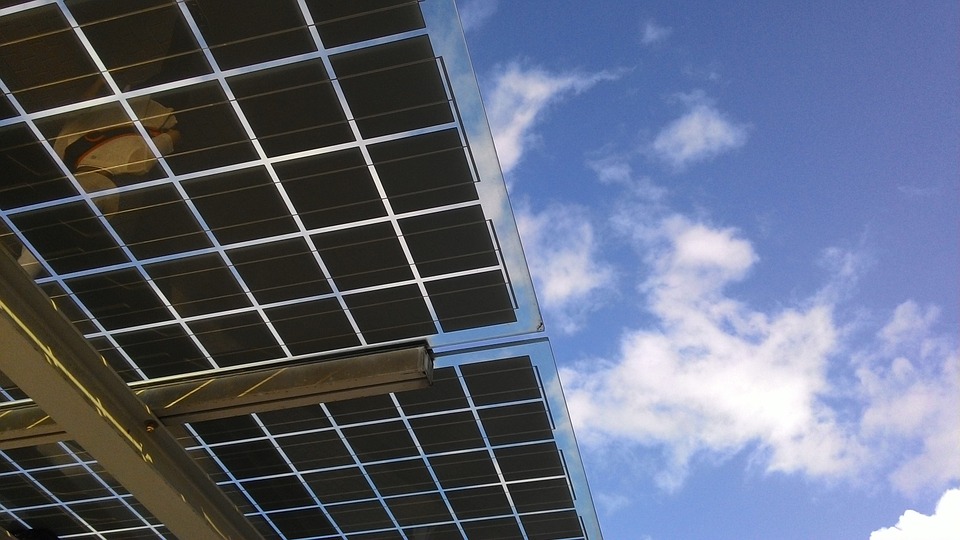 bifacial solar panel