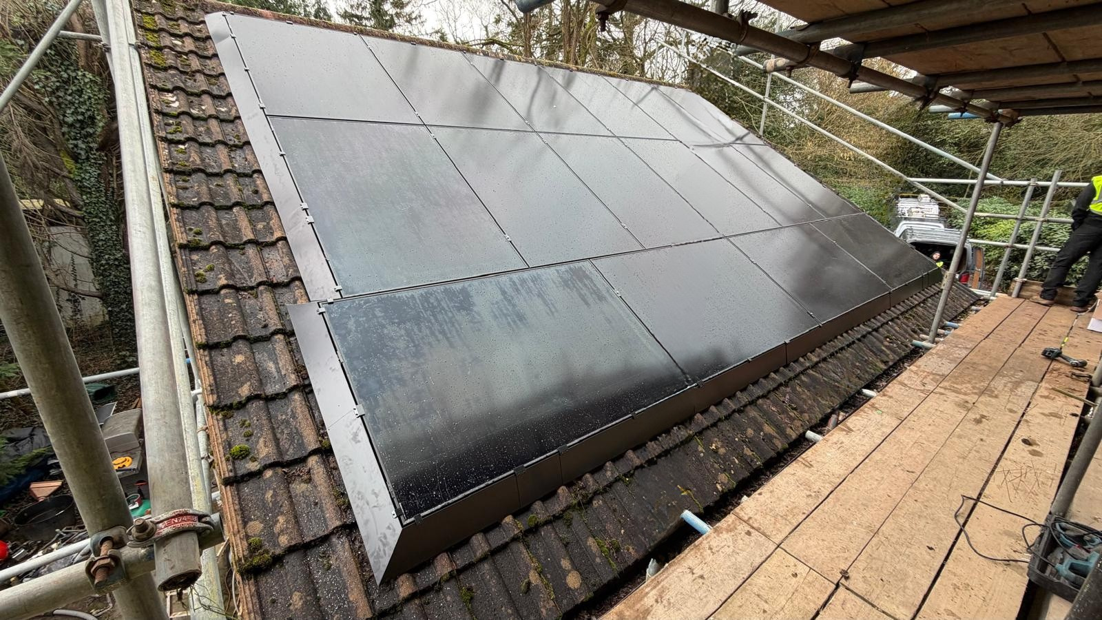 East Surrey - 10.56 kWp (Feb '26)